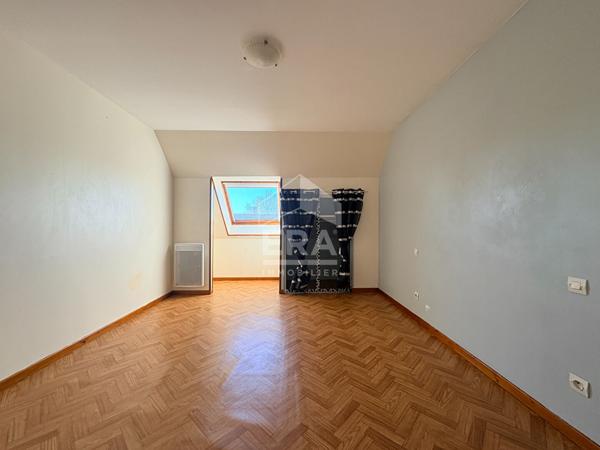 Maison 133m² - 5 chambres dont 3 de plain-pied - garage - Aigné