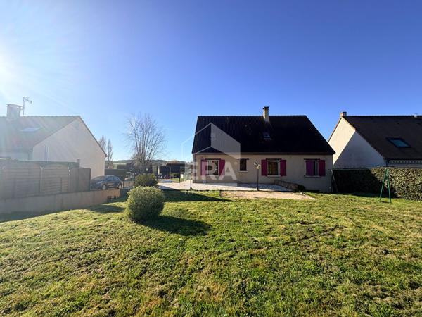 Maison 133m² - 5 chambres dont 3 de plain-pied - garage - Aigné