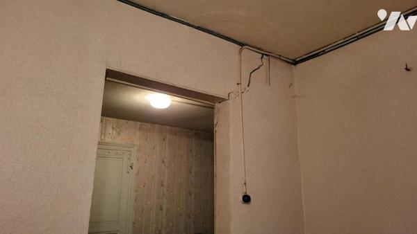 ETOUVANS, ancienne ferme ( 136 m2)six pièces sur 7a 01ca de terrain