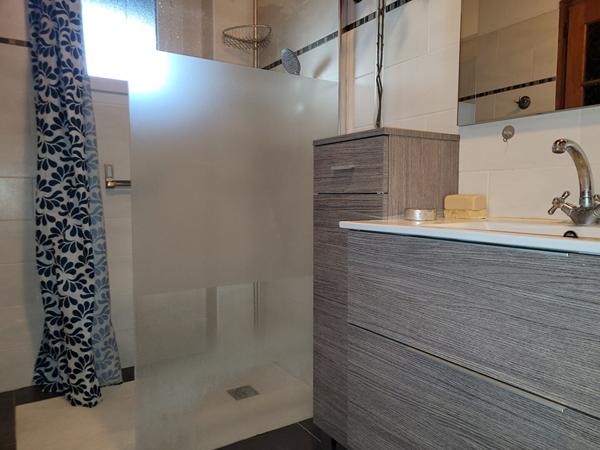 FAVERGES. CHALET DE 195M² AVEC TERRAIN DE 2015M²