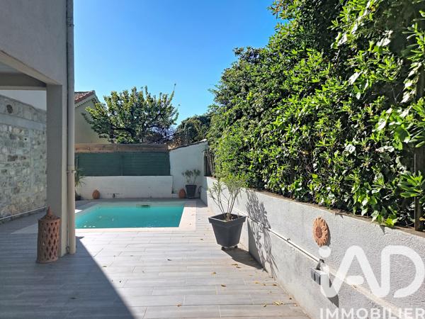 Maison à vendre 7 pièces 213 m² Toulon