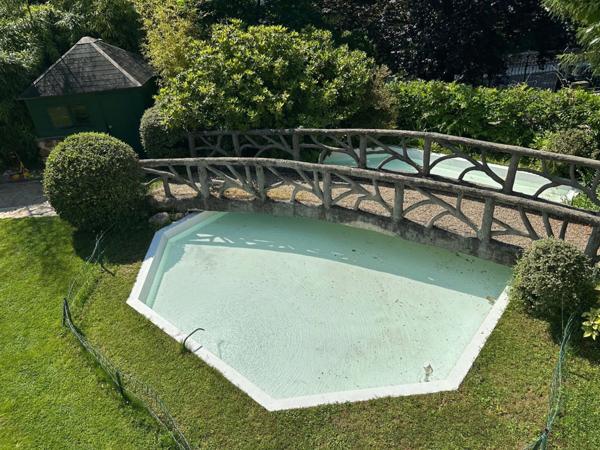 Dpt Yvelines (78), à vendre VERSAILLES maison P10 de 231,1 m² - Terrain de 906,00 m²