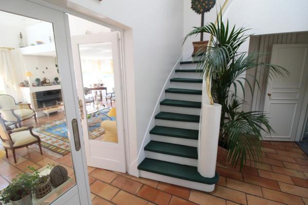 Dpt Yvelines (78), à vendre VERSAILLES maison P10 de 231,1 m² - Terrain de 906,00 m²