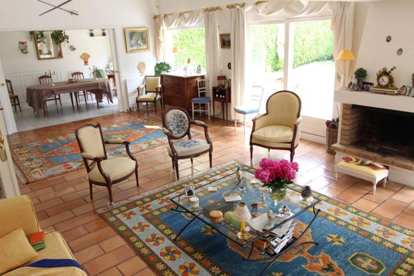 Dpt Yvelines (78), à vendre VERSAILLES maison P10 de 231,1 m² - Terrain de 906,00 m²