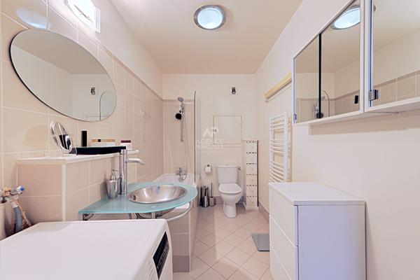 Appartement Saint Germain En Laye 3 pièce(s) 71.97 m2 585 000 € **  - Référence  18217