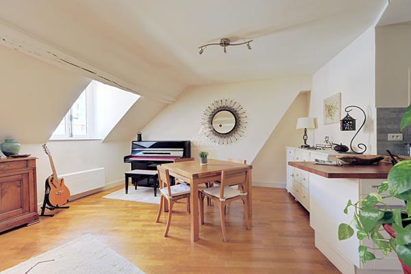 Appartement Saint Germain En Laye 3 pièce(s) 71.97 m2 585 000 € **  - Référence  18217