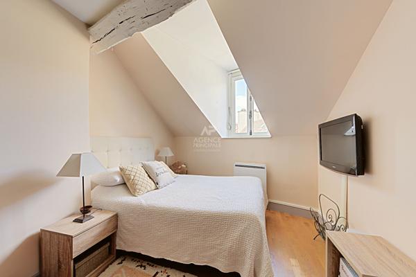 Appartement Saint Germain En Laye 3 pièce(s) 71.97 m2 585 000 € **  - Référence  18217