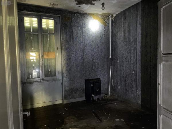 Maison à restaurer à vendre à Ribérac en Dordogne (24600), ref : 077/1587