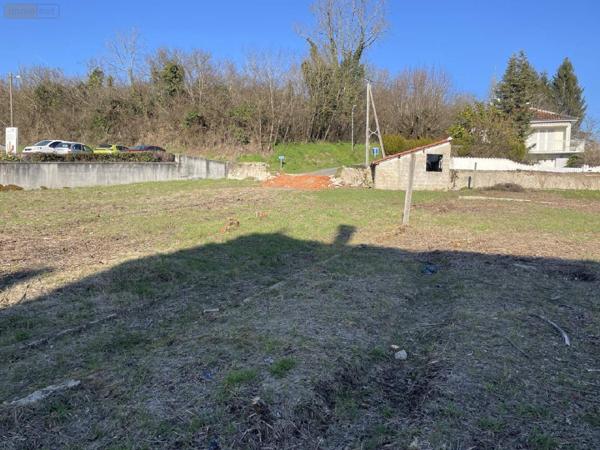 Maison à restaurer à vendre à Ribérac en Dordogne (24600), ref : 077/1587