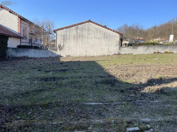 Maison à restaurer à vendre à Ribérac en Dordogne (24600), ref : 077/1587