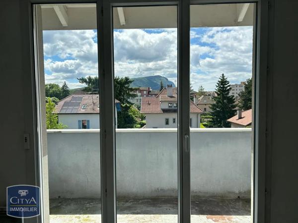 Appartement à vendre 3 pièces 53m² Ville-la-Grand (74100)