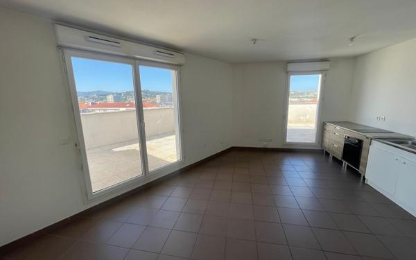 Appartement à vendre    3 pièces • 4 m2 La Seyne-sur-Mer