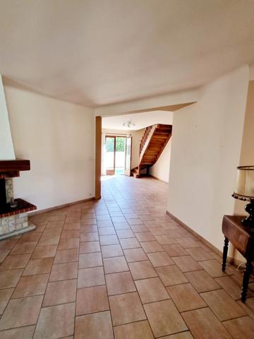 Maison de 127 m2 avec Piscine et sous-sol complet