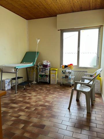 Local commercial Longeville Sur Mer 84 m2