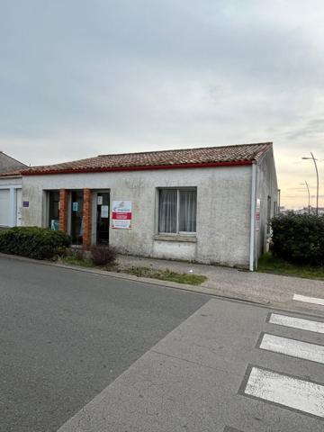 Local commercial Longeville Sur Mer 84 m2