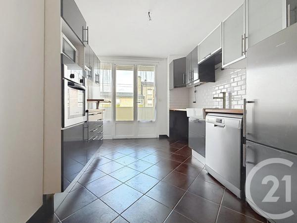 Appartement F5 à vendre  5 pièces - 88,83 m 2   GUERET  - 23