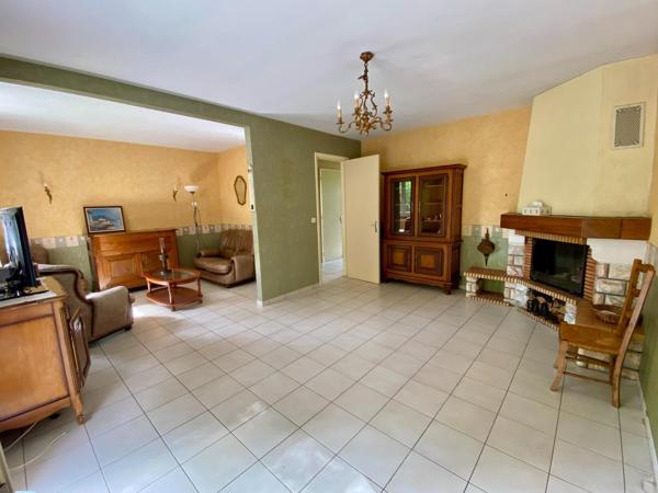 maison individuelle avec jardin et garage