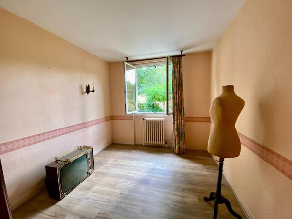 maison individuelle avec jardin et garage