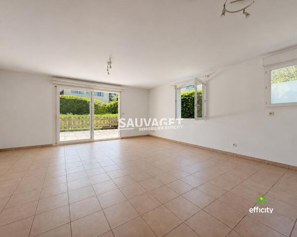 Appartement
         3 pièces
        - 68 m² Exclusivité 279 000 € *