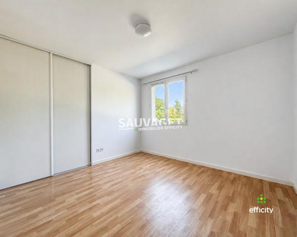 Appartement
         3 pièces
        - 68 m² Exclusivité 279 000 € *