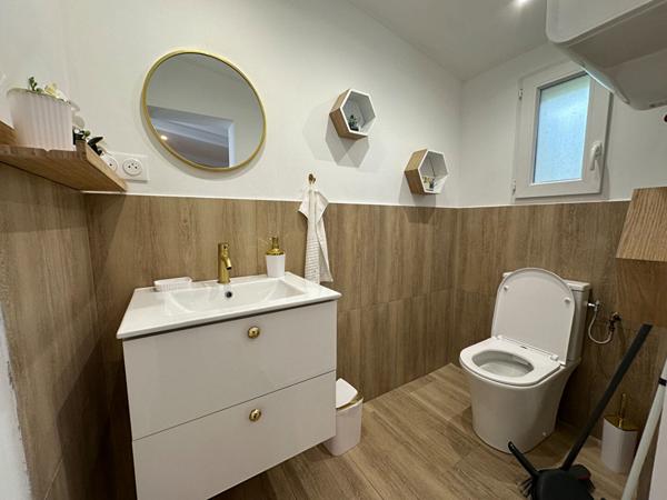 Maison 380 m² divisée en 4 appartements