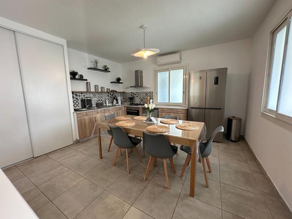 Maison 380 m² divisée en 4 appartements