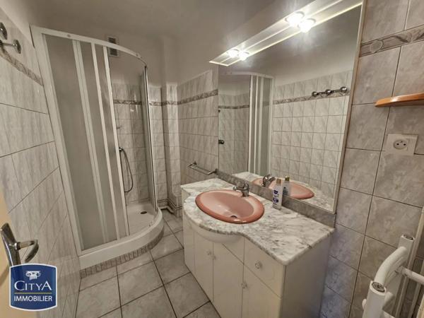 Appartement à louer 3 pièces 57.44m²