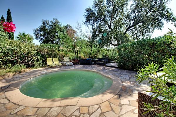 A VENDRE - Maison Vidauban 5 pièces 100 m2 - Terrain 820 m2 - Piscine