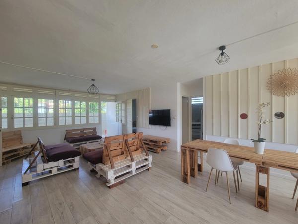 À louer – Appartement T4 entièrement meublé – Cayenne
