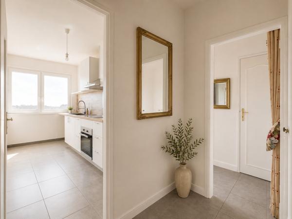 Appartement à RIS ORANGIS (91130)