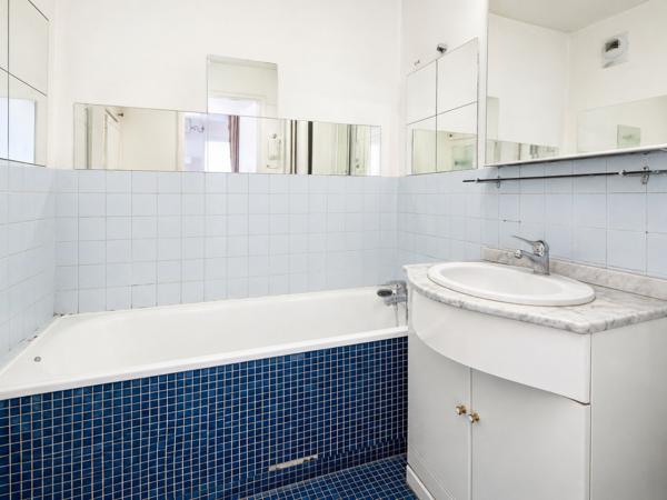 Appartement à RIS ORANGIS (91130)