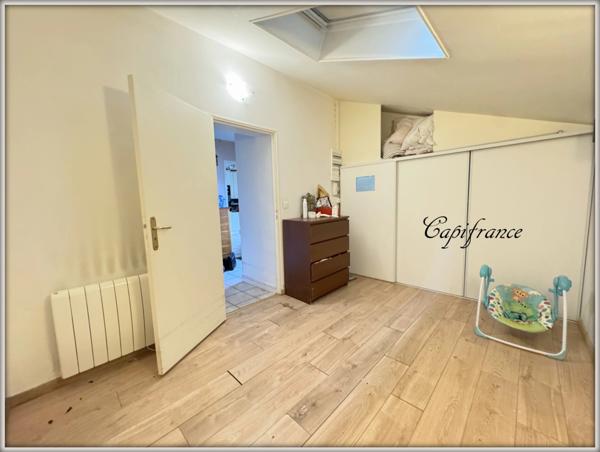 Maison à vendre 6 pièces 100 m² carrez et 120 m² au sol. Grand terrain de 1433 m² !.