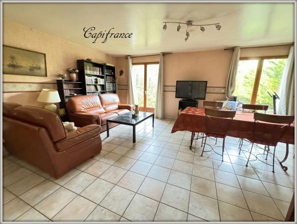 Maison à vendre 6 pièces 100 m² carrez et 120 m² au sol. Grand terrain de 1433 m² !.