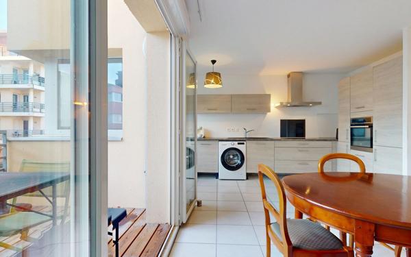 Appartement à vendre    3 pièces • 70 m2 La Roche-sur-Foron