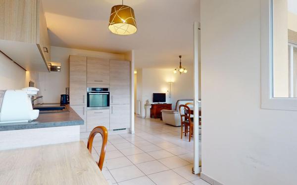 Appartement à vendre    3 pièces • 70 m2 La Roche-sur-Foron