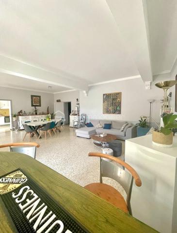 Demeure de 268 m²
