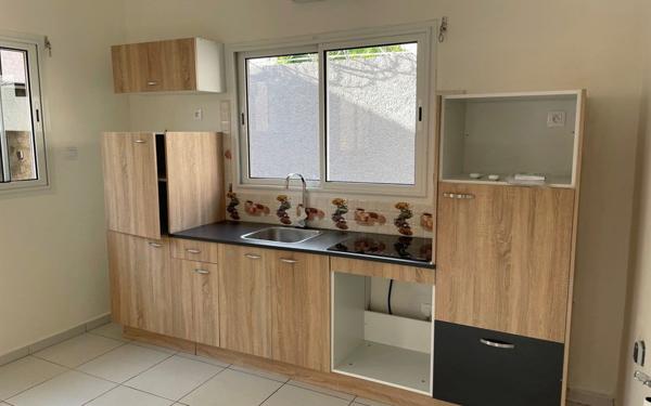 Appartement à louer    3 pièces •  Dzaoudzi