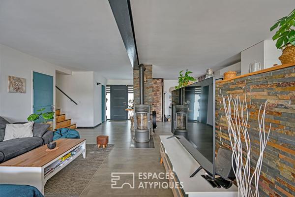 Entre ville et nature, une maison contemporaine avec vue sur les chevaux à Lattes