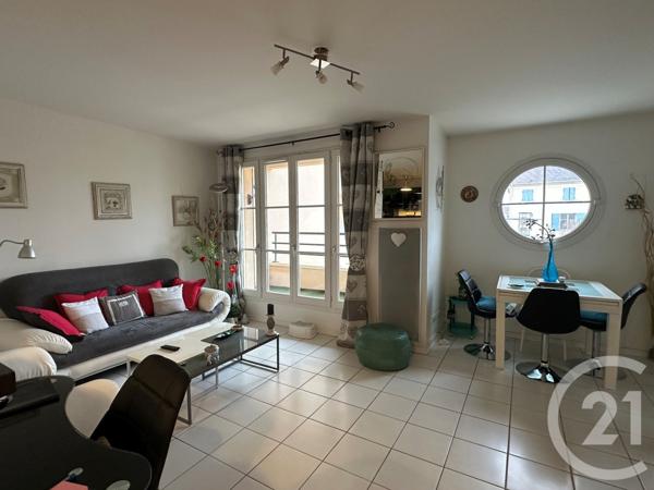 Appartement F2 à vendre  2 pièces - 42,83 m2 COULOMMIERS - 77