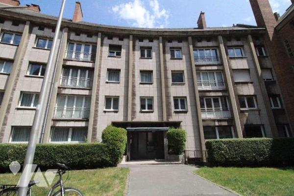 DUNKERQUE centre, près du port et de la mairie, RARE appartement d'environ 120 m2 habitables, s...