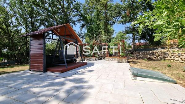 Maison 6 pièces de 150  m² avec piscine sur 4221m² de terrain