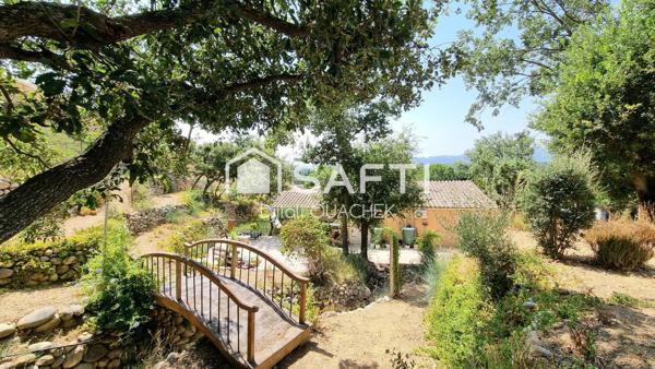 Maison 6 pièces de 150  m² avec piscine sur 4221m² de terrain