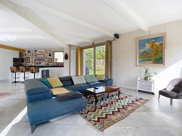 Maison familiale – Pacé – 5 chambres, terrain de 799 m²