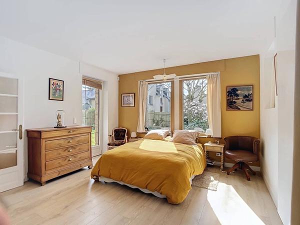 Maison familiale – Pacé – 5 chambres, terrain de 799 m²