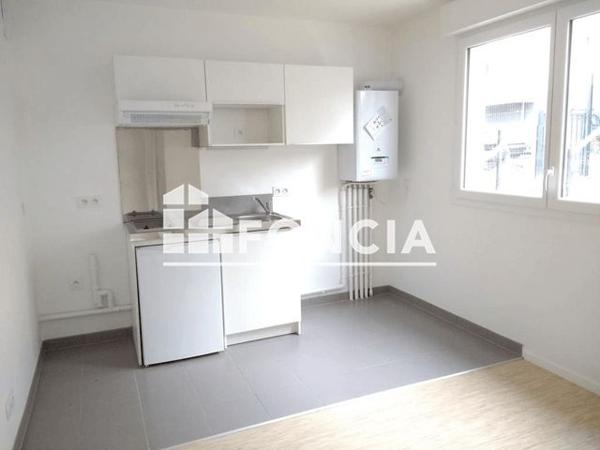 Location Studio 32.56 m² - 3 RUE DU PANORAMA Darnetal 76160