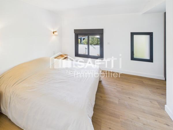 Belle maison à étage de 6 pièces, plus, une grange en R+1 de 110 M².