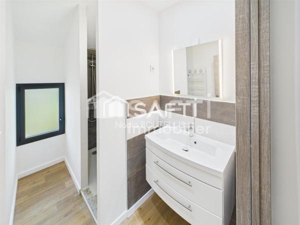 Belle maison à étage de 6 pièces, plus, une grange en R+1 de 110 M².