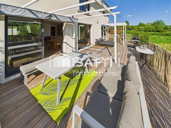 Belle maison à étage de 6 pièces, plus, une grange en R+1 de 110 M².