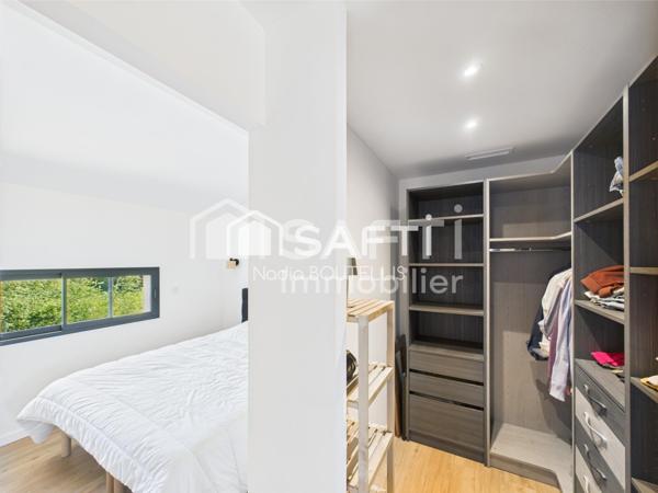 Belle maison à étage de 6 pièces, plus, une grange en R+1 de 110 M².