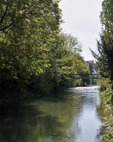 Une villa moderne avec jardin paysager à 1h30 de Paris